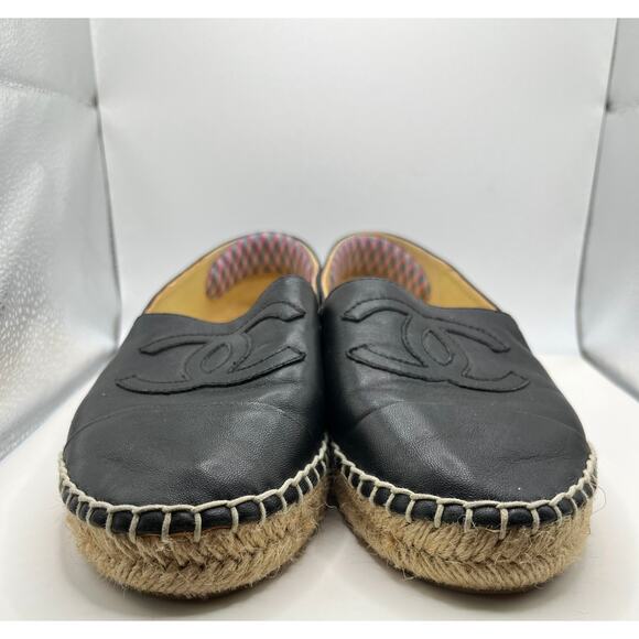 CHANEL Black Loafers with Iconic Quilted Design - Picture 2 of 10